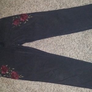 Aeropostale Jeans with embroidery.